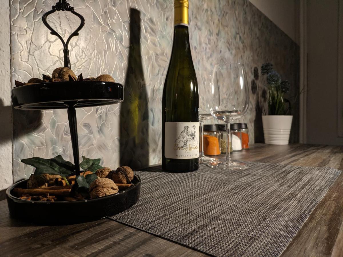 Zen Apartments - Geraumig Fur 4 - Zentral - Balkon - Netflix Karlsruhe Luaran gambar