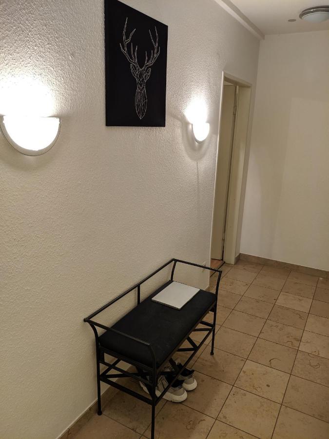 Zen Apartments - Geraumig Fur 4 - Zentral - Balkon - Netflix Karlsruhe Luaran gambar
